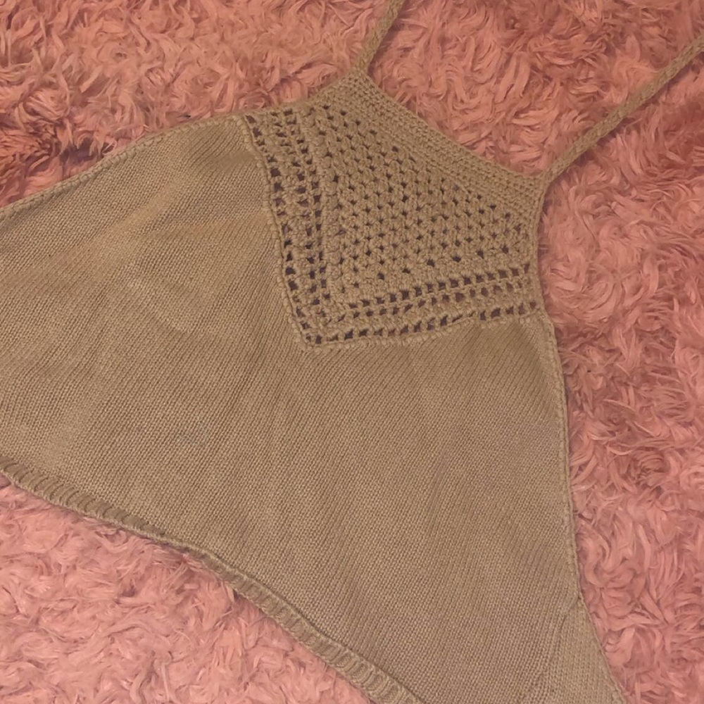 Crop Top from pacsun. Kendal & Kylie collection.